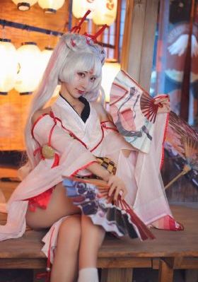 宫廷狂欢_日本成人在线