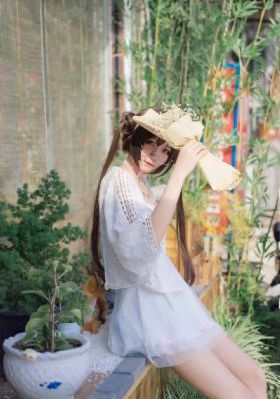 石原莉奈为了老了公和老头出_4K完整视频观看